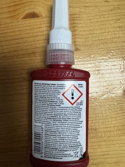 Лепило Loctite 243 осигурител за резби