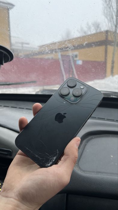 Iphone 15 pro В хорошем сост
