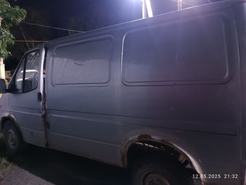 Ford transit  полугрузовик