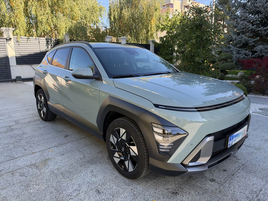 Hyundai Kona 1.6 T-GDi 138 CP 7DCT Premium+ | 13.300 km | Garanție 2030