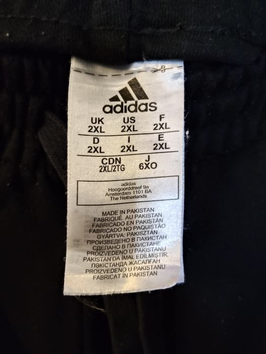 Vând pantaloni trening adidas 2xl  noi