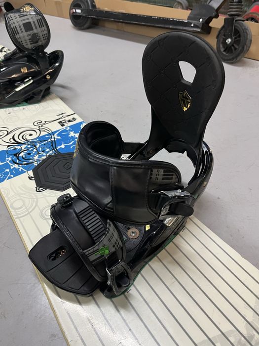 Сноуборд 163см wide с автомати Nidecker