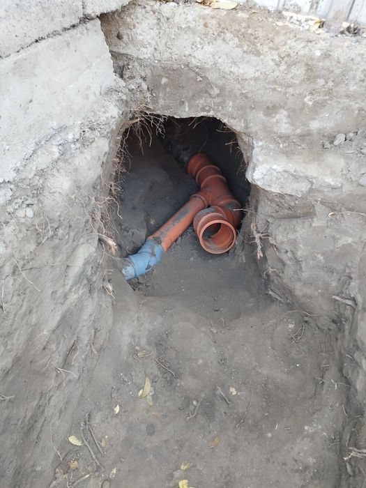 Execut raschetari de apartamente, carat moluz și demolări manuale