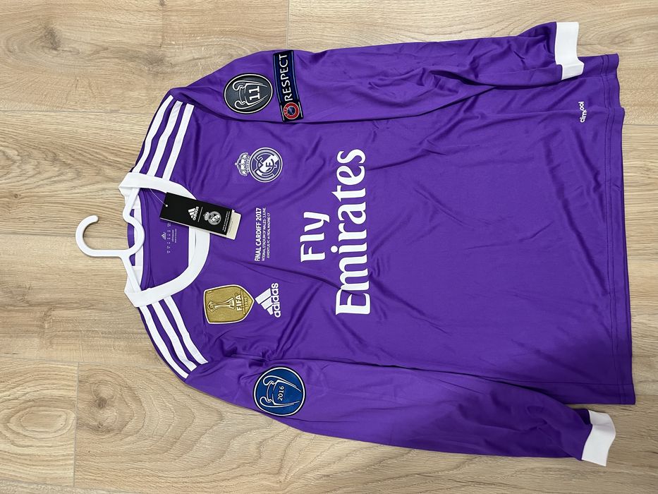 Bluza de fotbal mov real madrid Adidas cu Cristiano Ronaldo 7 marime M