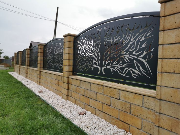 Garduri și balustrade moderne  debitate la cnc