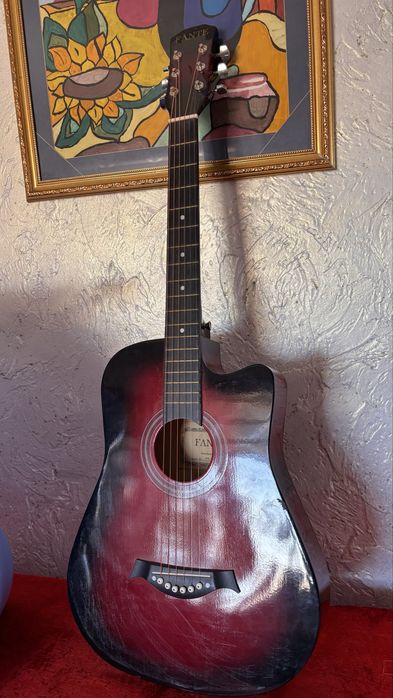Акустическая Гитара