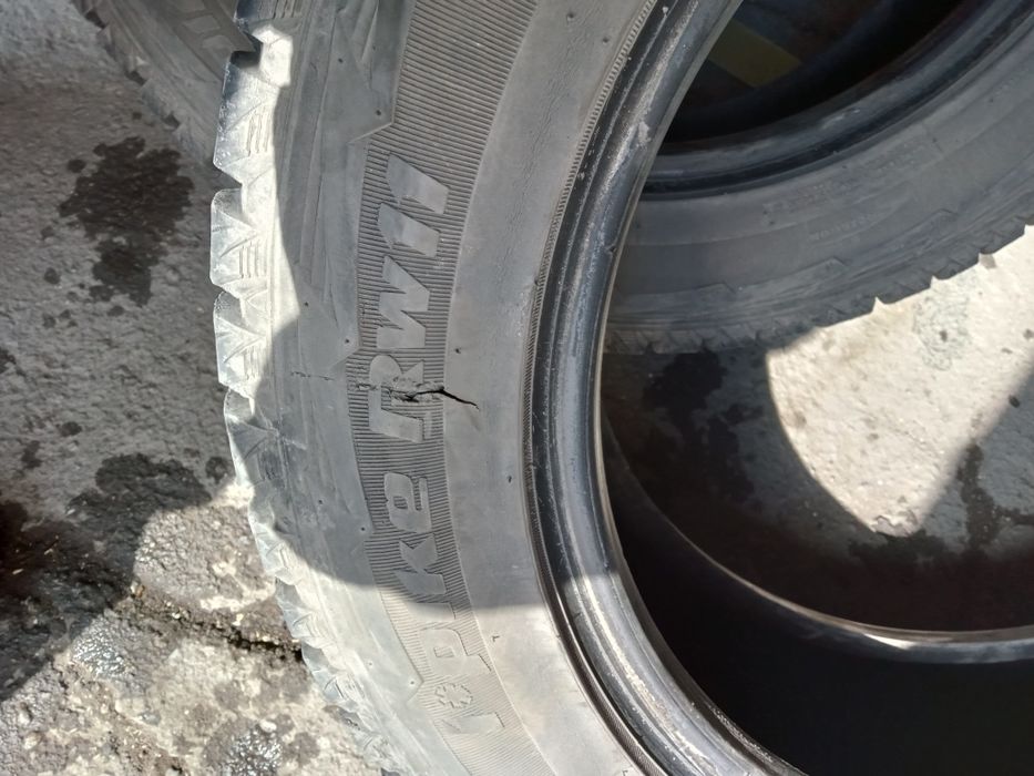 Продам шины 225/60 R17