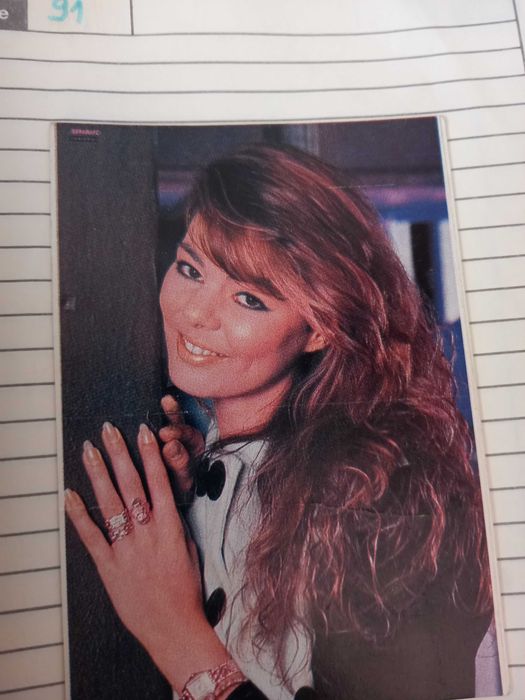 Продавам стари календарчета