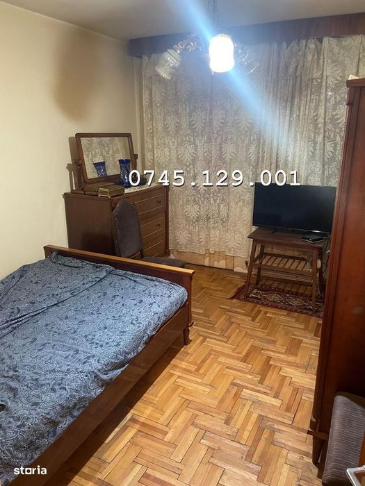 Vânzare apartament 3 camere, ultracentral – Bacău