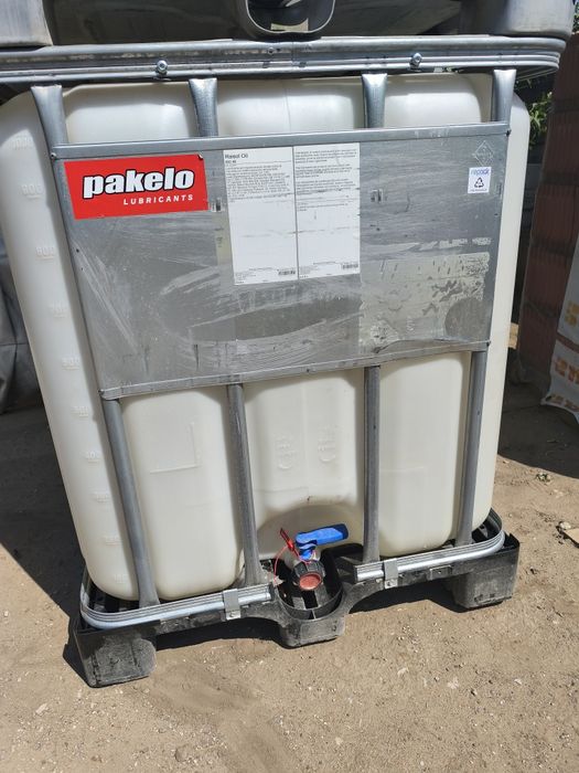 Bazine 1000 L de vânzare