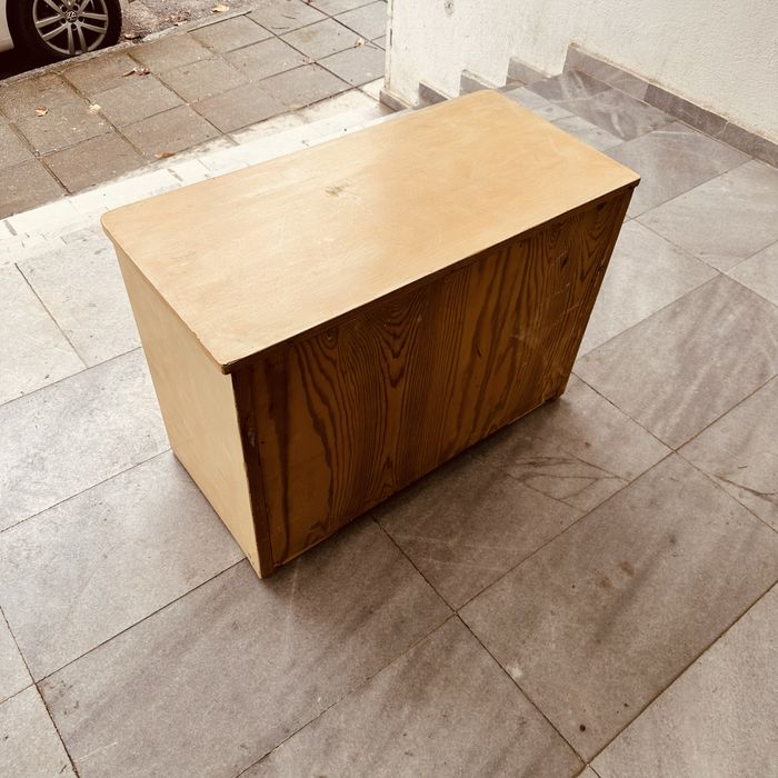 Скандинвски ретро скрин / шкаф с 3 чекмеджета