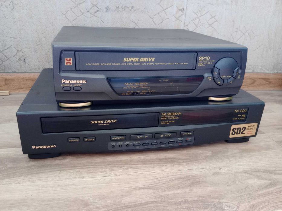 видео-магнитафон Panasonic в хорошем рабочем состоянии.