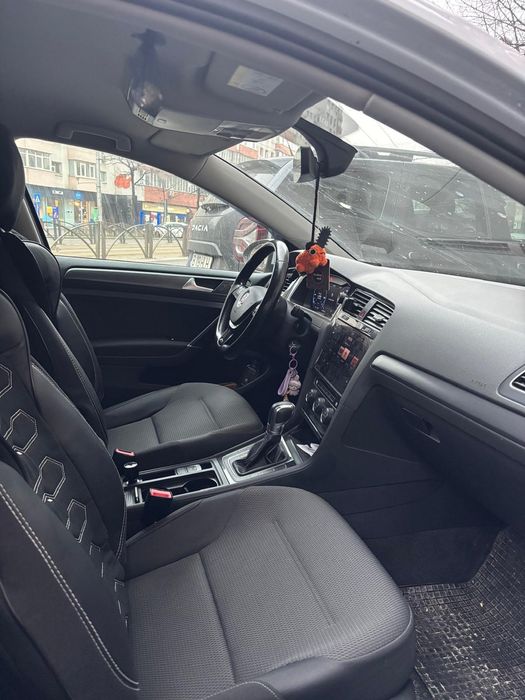 Volkswagen E-Golf 2019 alb silver