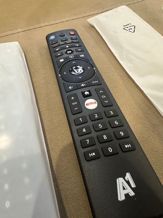 A1 xplorer Дистанционно за приемник А1