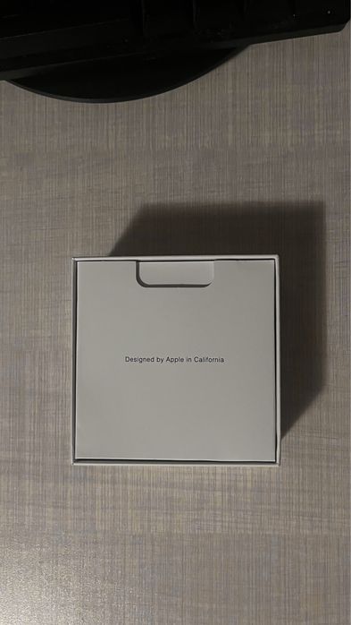 Продавам AirPods pro