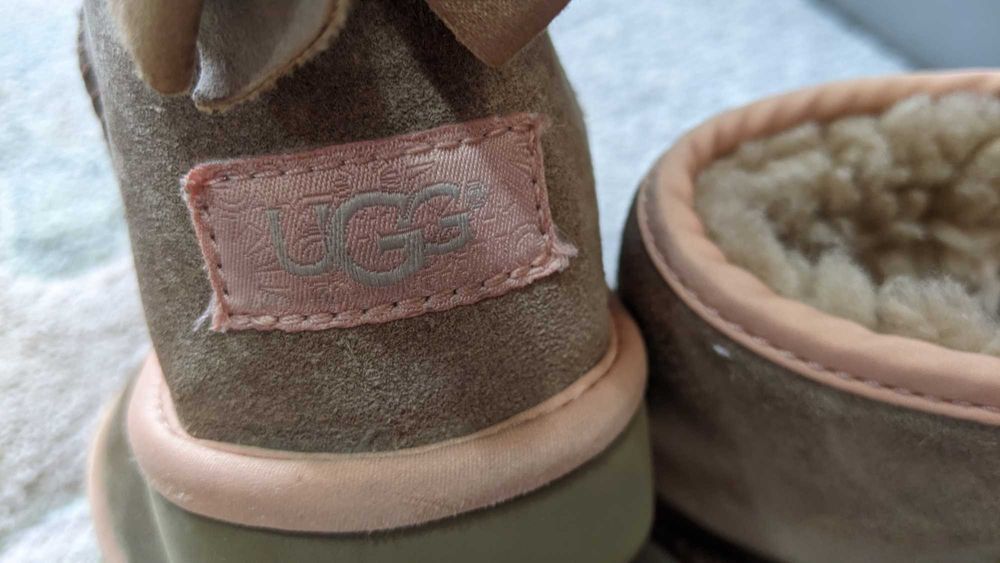 38 Номер Оригинални Дамски Обувки  Боти W UGG  Mini Bailey Bow II