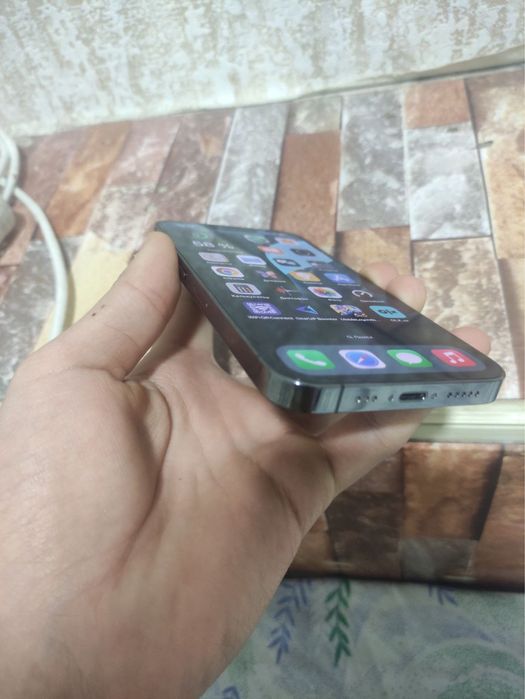 IPHONE 13PRO на идеалном состояние