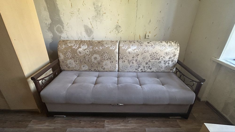 Продам диван б/у