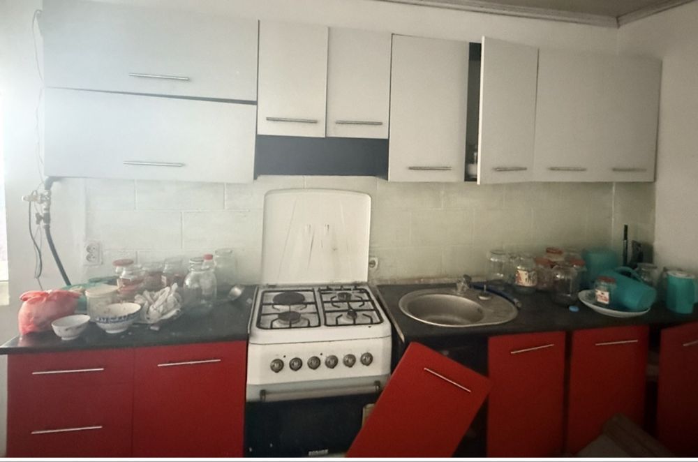 Кухонный гарнитур сатылады