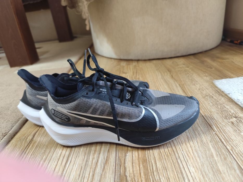 Nike Zoom Gravity