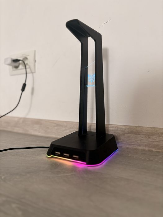 Casti gaming RGB surround noise cancelation si/sau suport RGB casti