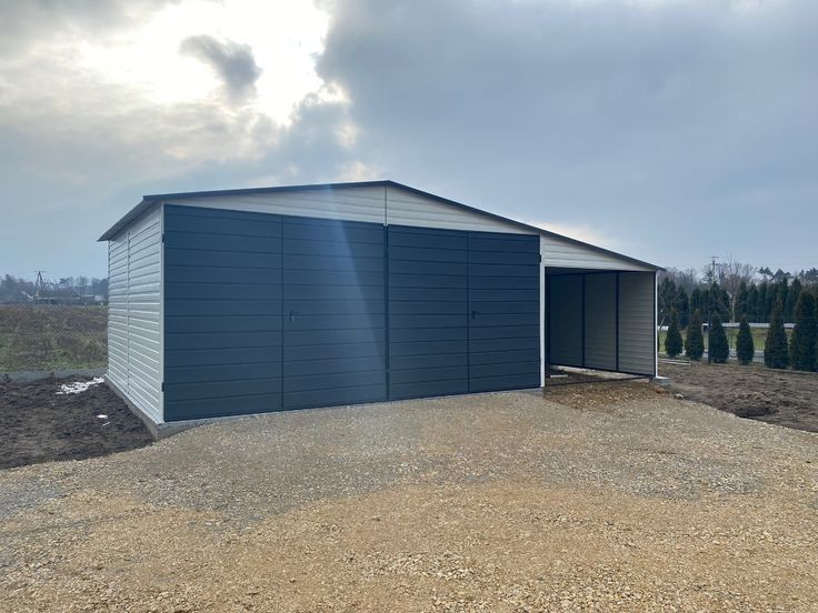 Garaj Metalic 3.3 x 6m la Comanda | Garaj Auto | Panouri Sandwich | Montaj Inclus