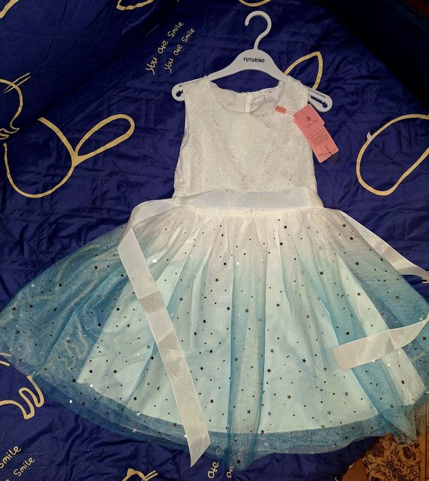 Новое нарядное платье