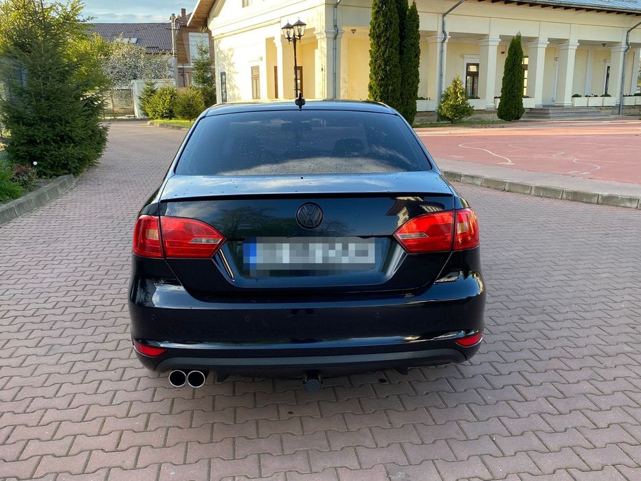 Vw Jetta 1.6 tdi 105 cp 2012