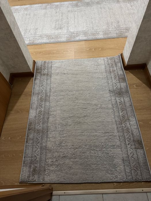 Продам дорожки ,ковры