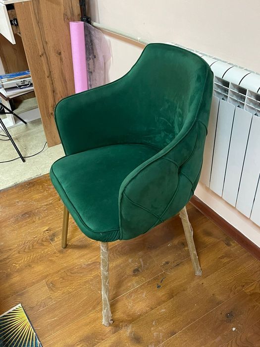 Продам два хорошие кресла