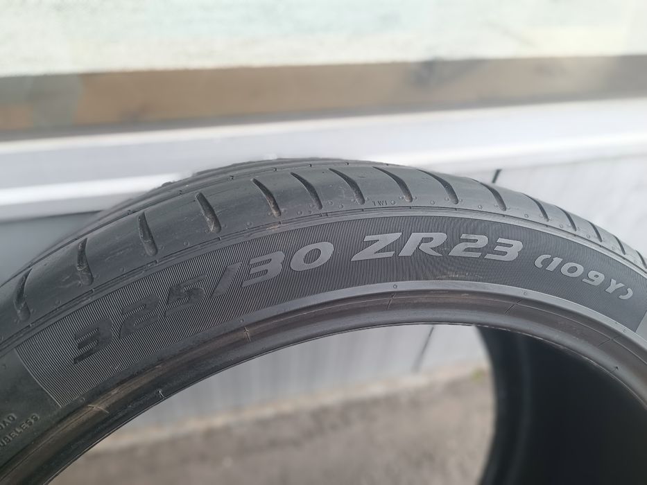 2 бр. Летни гуми 325 30 23 Pirelli P Zero
