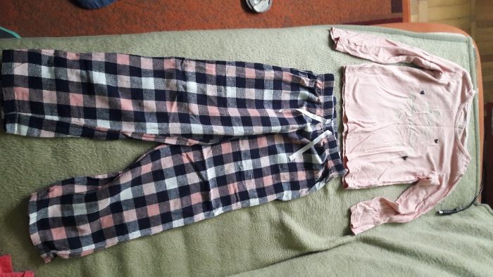 vand set tricou +colanti Minie Mouse si pijamale fetite+ bonus 1 plus