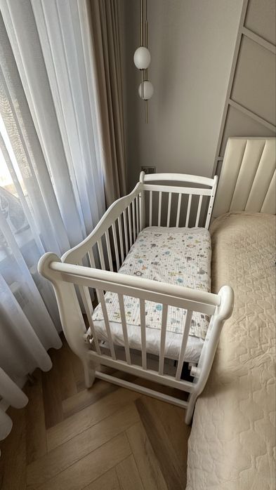 Детская кроватка