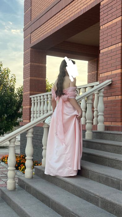 платье вечерное