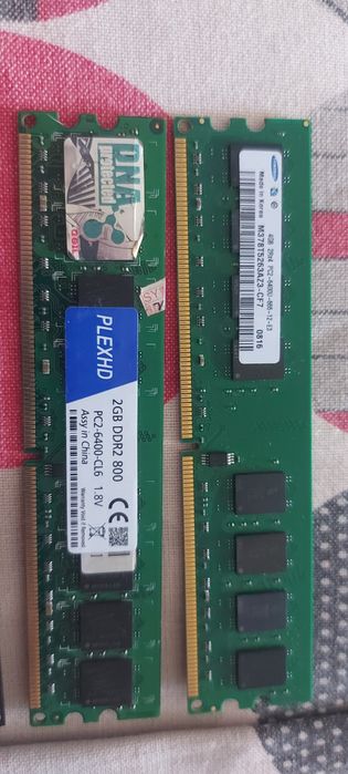 Память DDR2 разные.