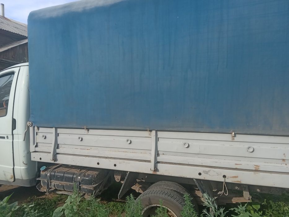 Продам газель тентованный