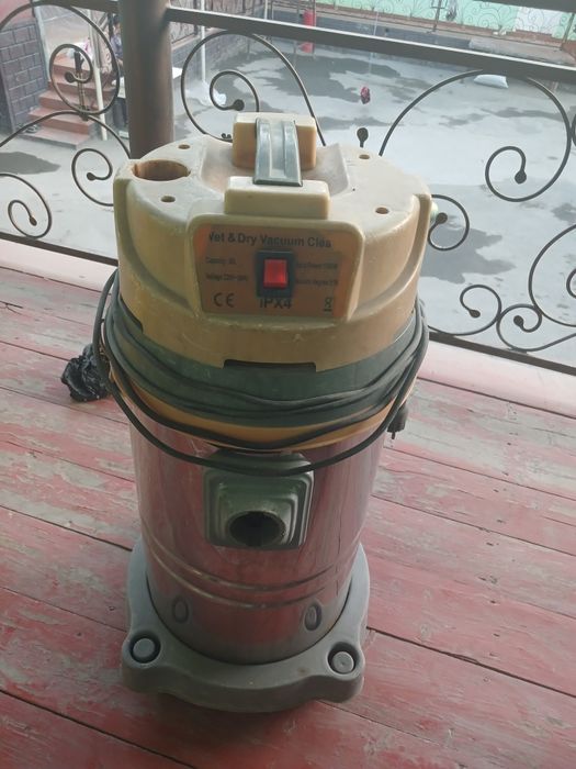 Аватомойка учун пылесос, б/у срочно сотилади