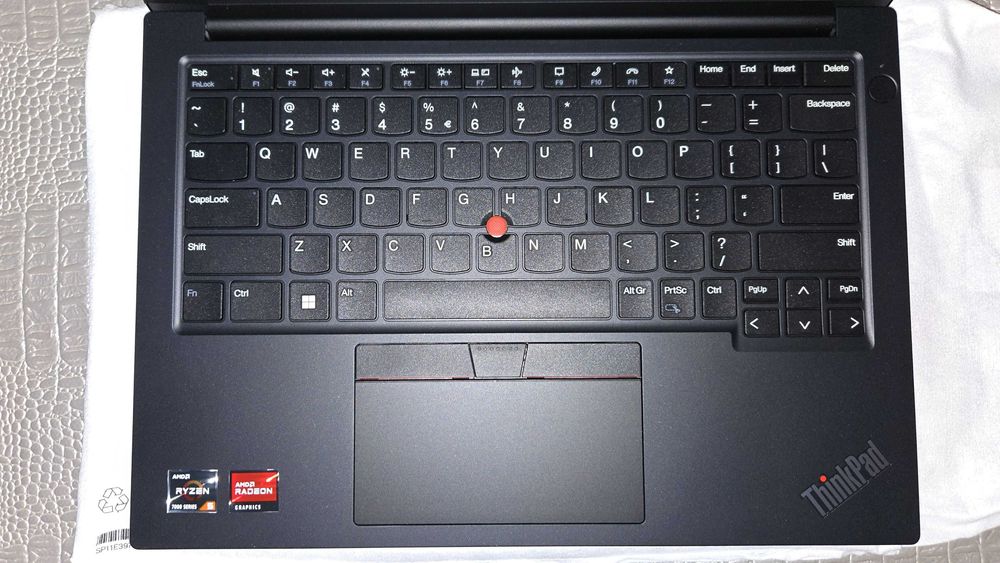 Laptop business Lenovo ThinkPad E14 Gen5 AMD 7530U
