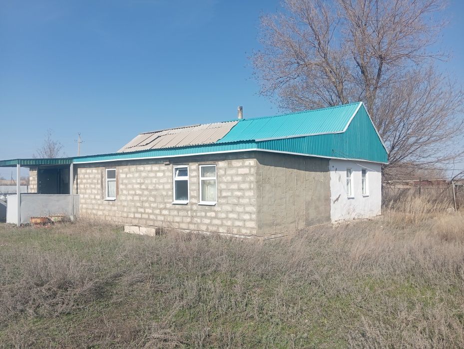 Продам дом с земельным участком
