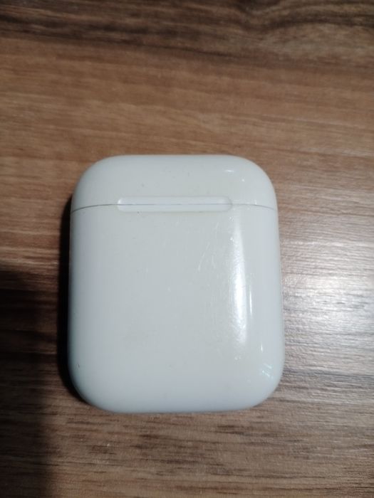 Продаётся Airpods