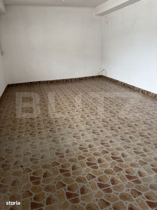 Spatiu comercial de vanzare, in Brosteni, jud. Suceava