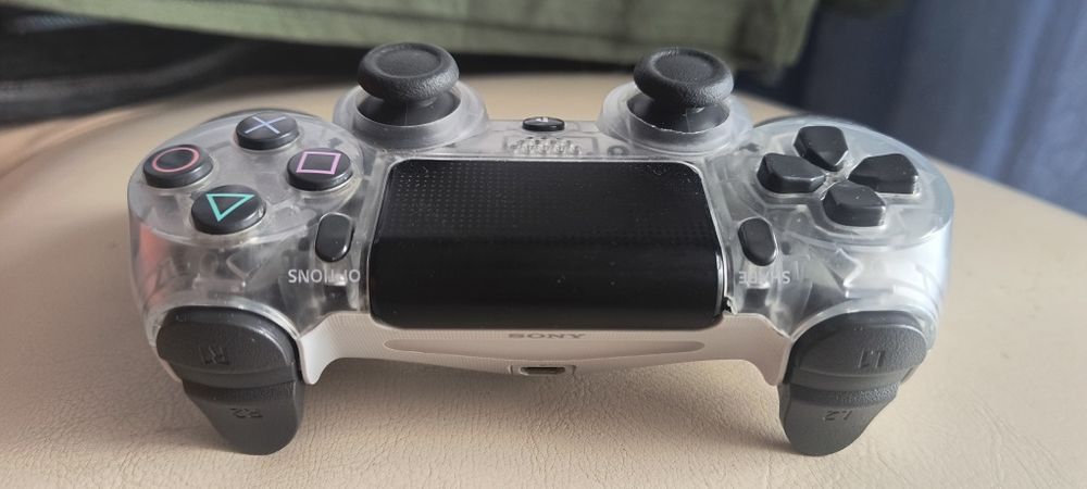 Controller PS4 Original Sony DualShock 4 – Ediție Specială Transparentă (Crystal Silver))