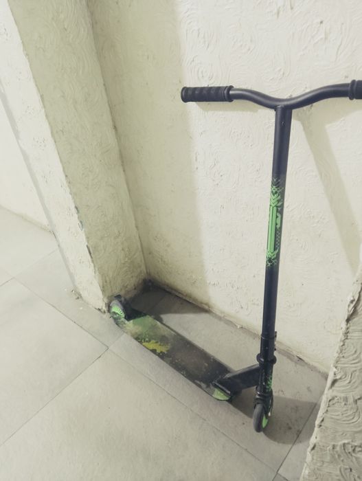 Самокат трюковый