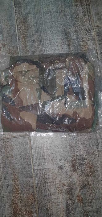 Haine militare camuflaj