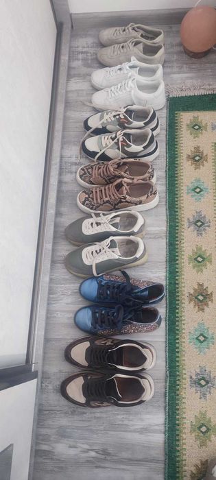 Тотална разпродажба на маратонки