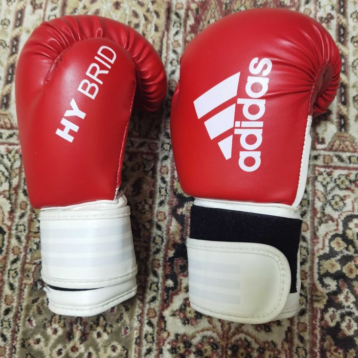 Продаются перчатки