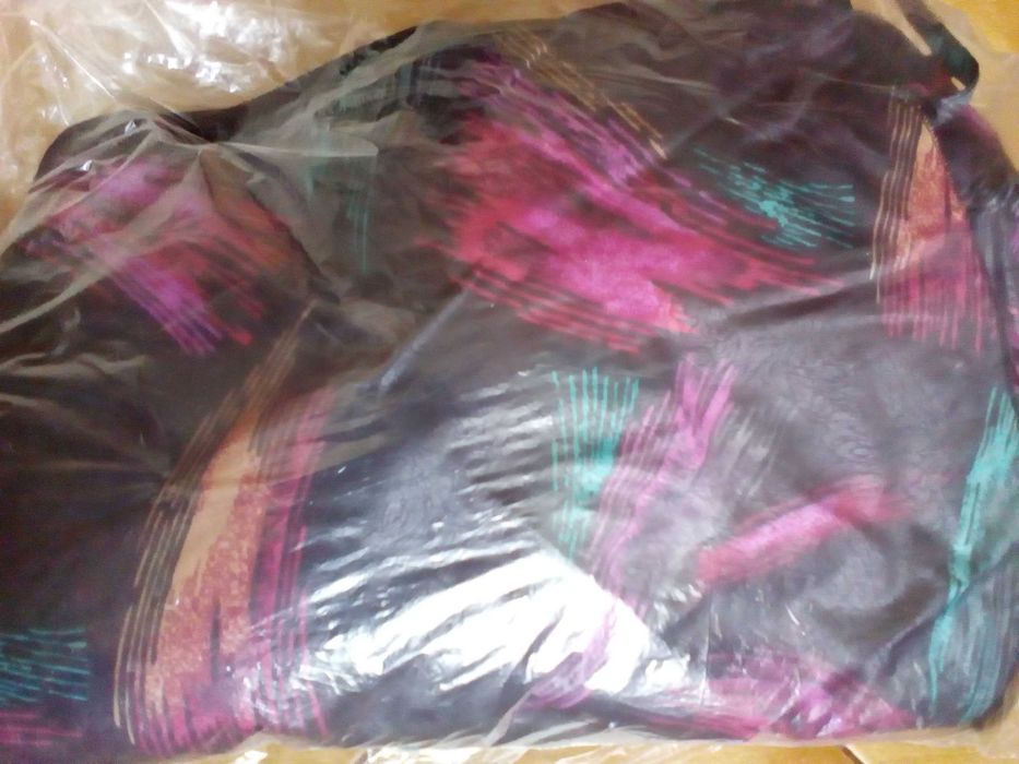 Нов, неупотребяван комплект калъфи за седалки