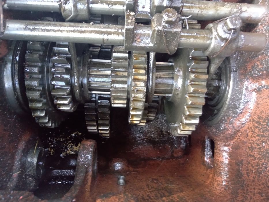 Части за трактор ЮМЗ