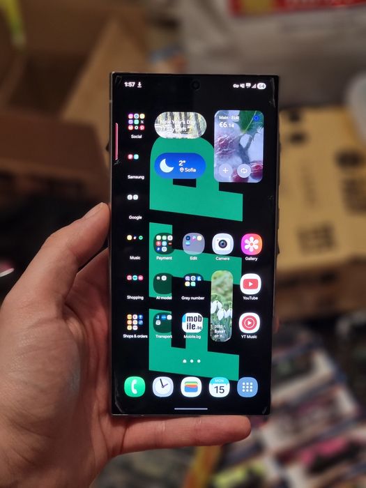 Samsung Galaxy S24 Ultra 512GB Titanium Grey в добро състояние