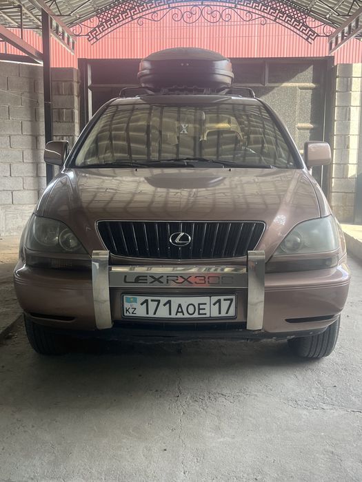 Продам машину в хорошем состояние